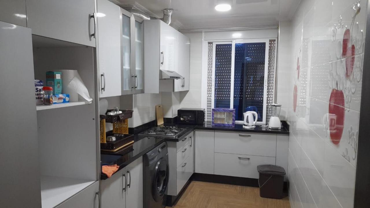 Appartement Nador Wifi Gratuit Clima Mobile Luaran gambar